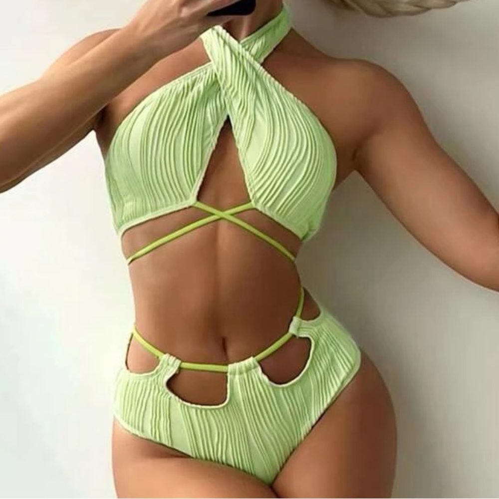 High waisted bikini!